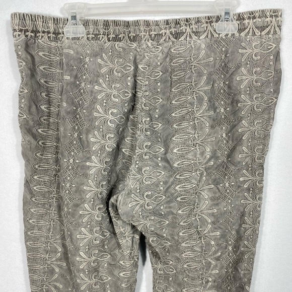 Johnny Was Gray Fully Embroidered Joggers size Large - Picture 7 of 12